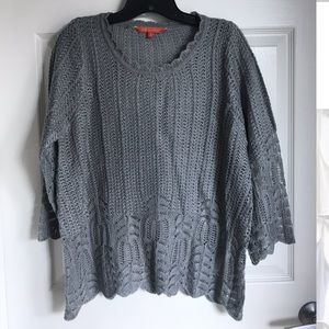 Girly gray sweater NWOT